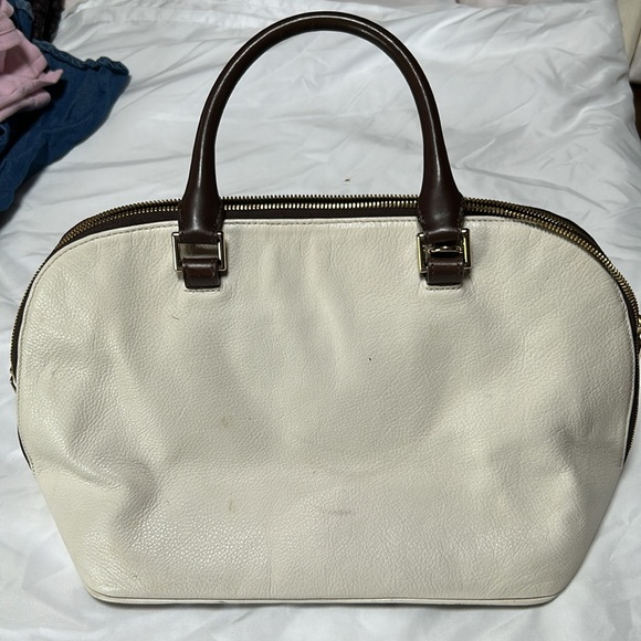 Brahmin handbag. Has some marks and signs of use. - Picture 2 of 10